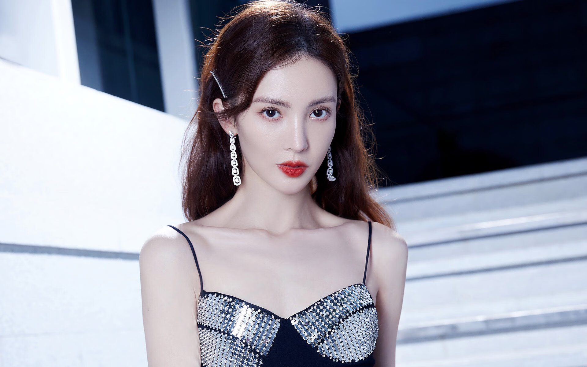 平行时空的紫金闪电，当深圳队跨洋爆冷灰熊